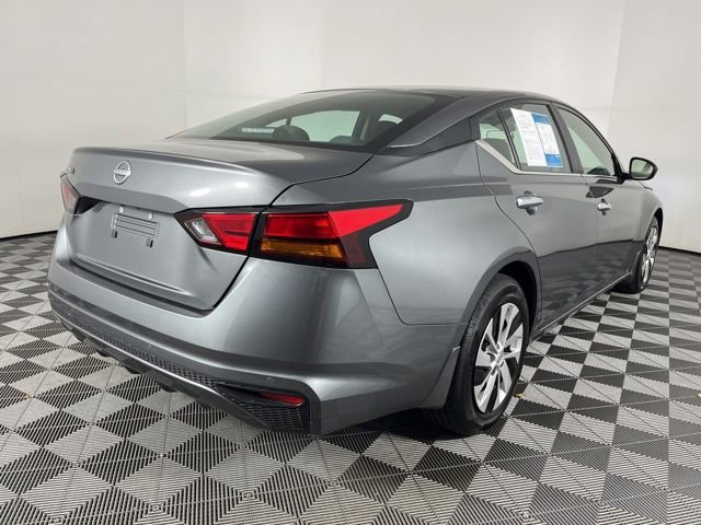 Used 2024 Nissan Altima 2.5 S FWD image 13