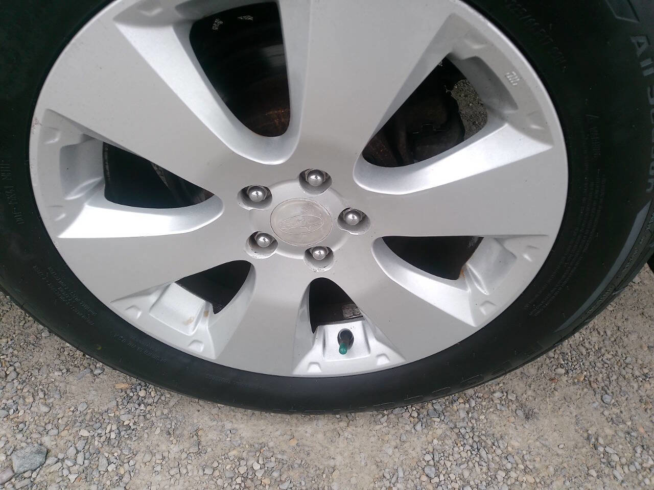 Used 2011 Subaru Outback 2.5i Premium image 15