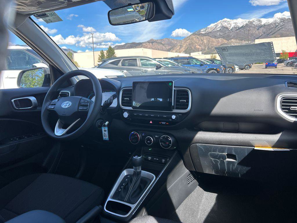 New 2026 Hyundai Venue SE FWD image 13