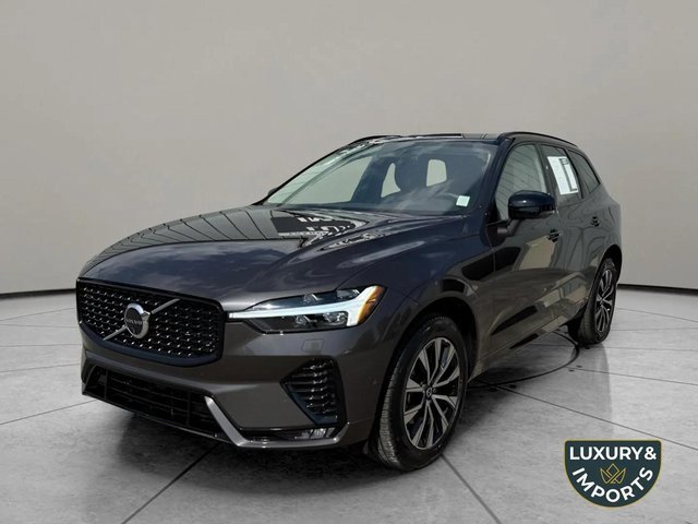Used 2025 Volvo XC60 B5 Plus image 2
