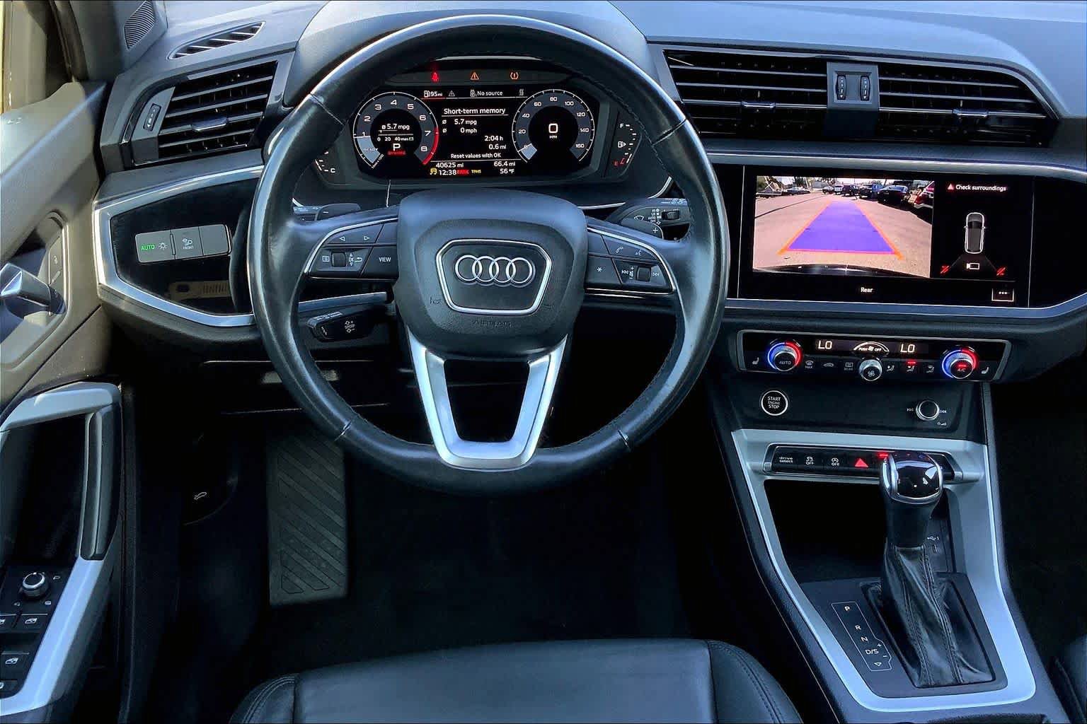 Used 2023 Audi Q3 2.0T Premium AWD/4WD image 10