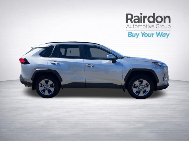 Used 2022 Toyota RAV4 XLE w/ Convenience Package AWD/4WD image 8