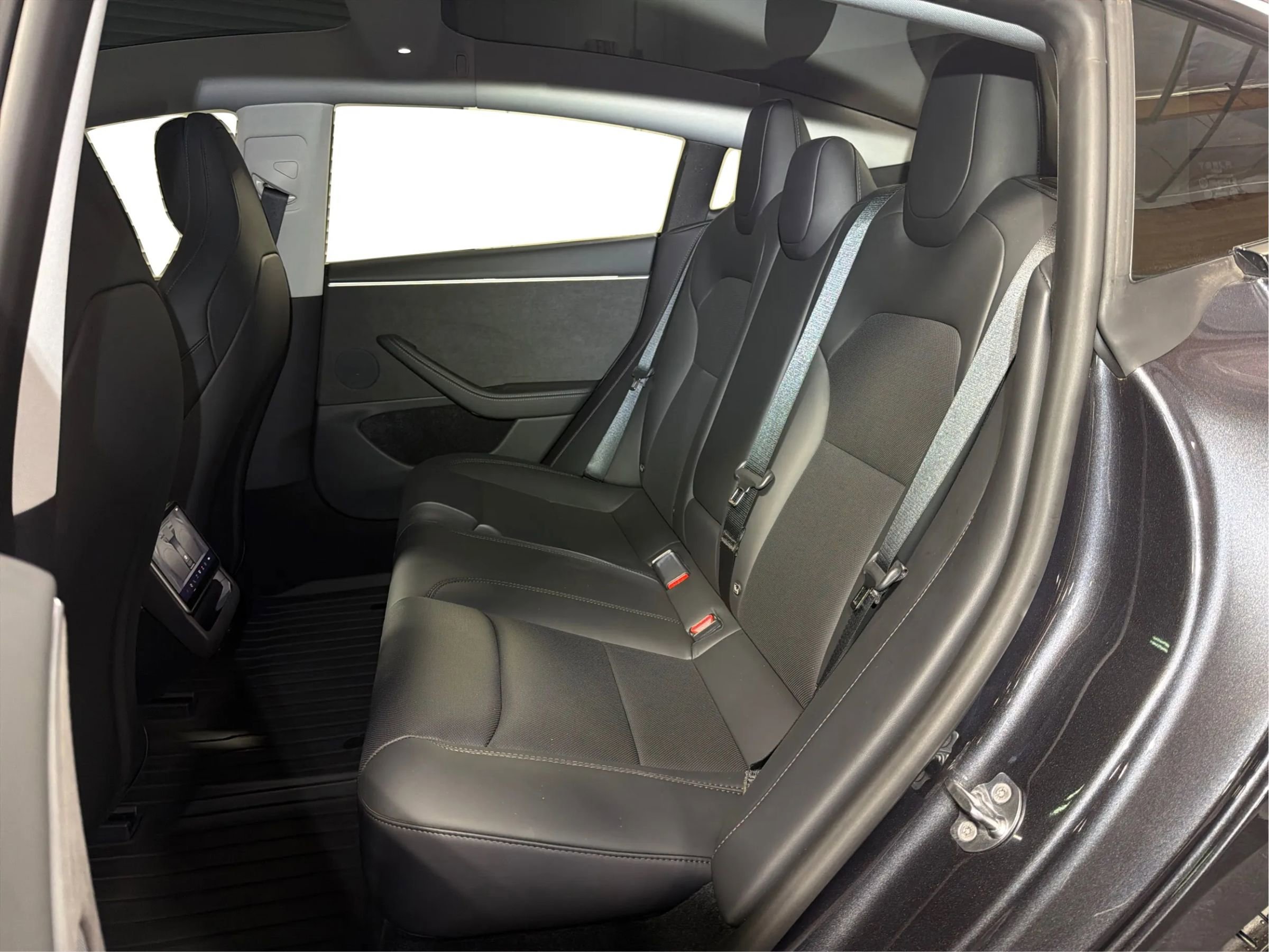 Used 2024 Tesla Model 3 Performance image 10