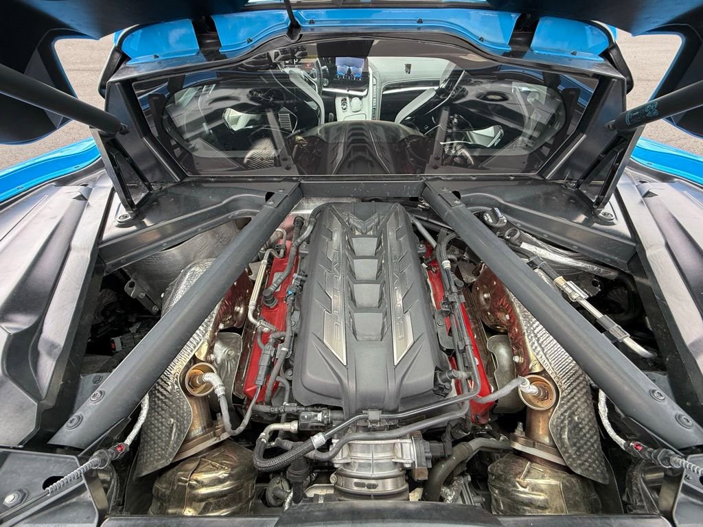 Used 2021 Chevrolet Corvette Stingray Preferred Cpe w/ Battery Protection Package RWD image 31