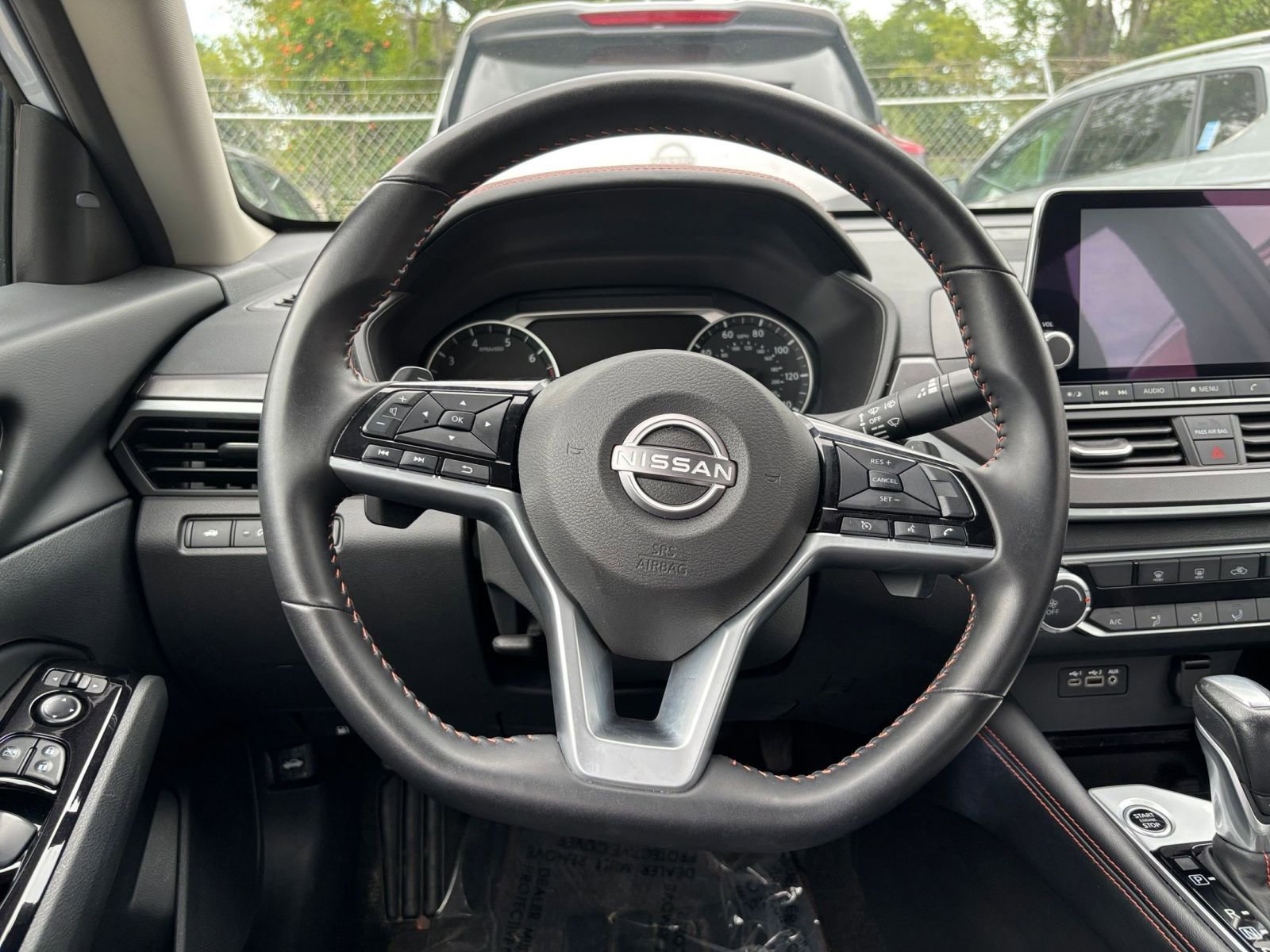 Used 2025 Nissan Altima 2.5 SR FWD image 27