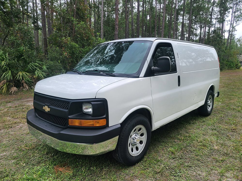 Used 2014 Chevrolet Express 1500 image 1
