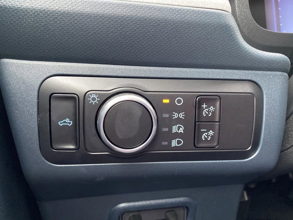 New 2025 Ford Maverick XLT w/ XLT Luxury Package image 27