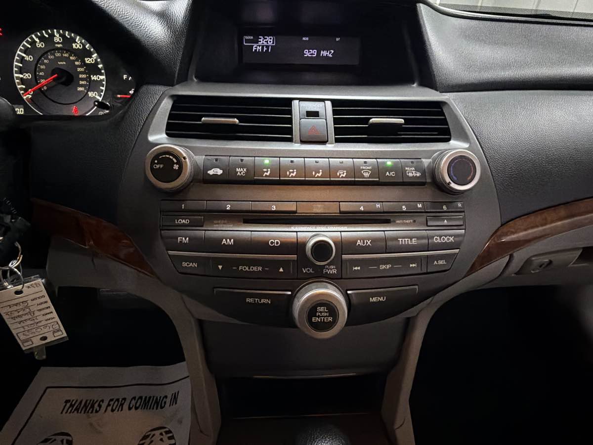 Used 2011 Honda Accord EX image 20