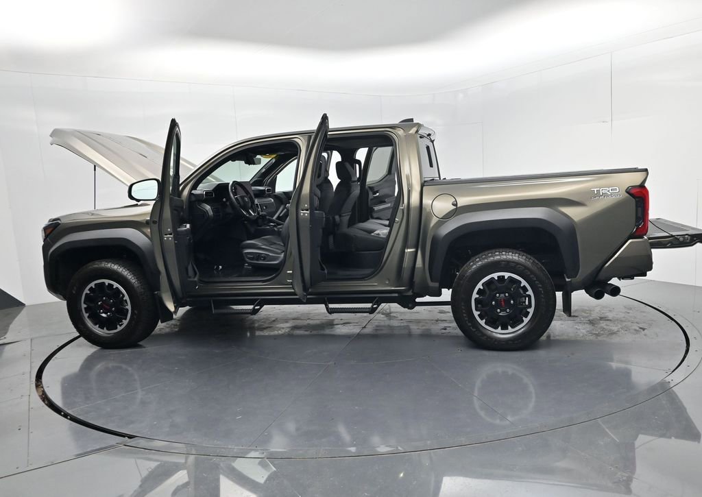 Used 2024 Toyota Tacoma TRD Off-Road w/ TRD Off Road Premium Package AWD/4WD image 69