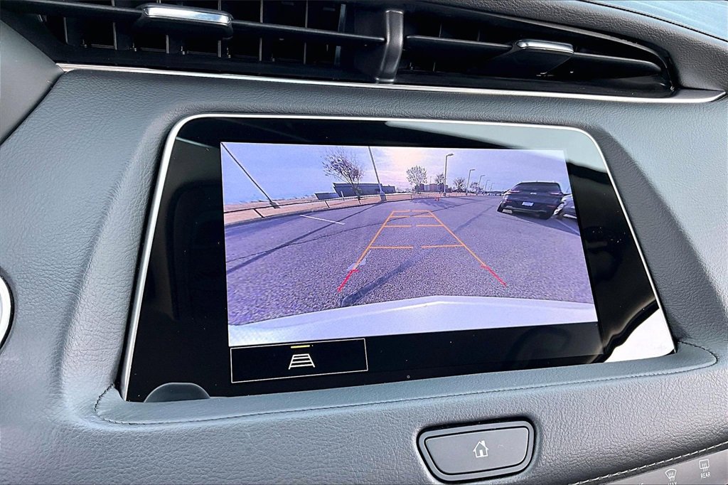 Used 2023 Cadillac XT4 Premium Luxury w/ Cold Weather Package image 23