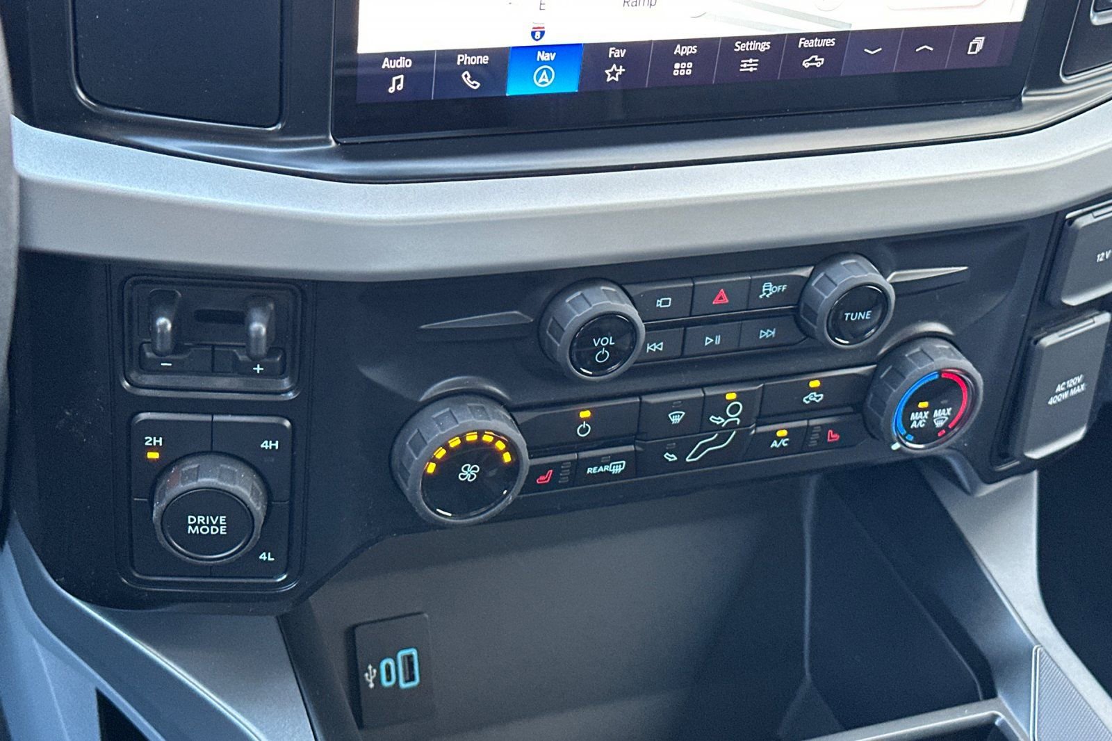 New 2026 Ford F350 XLT w/ XLT Premium Package image 19