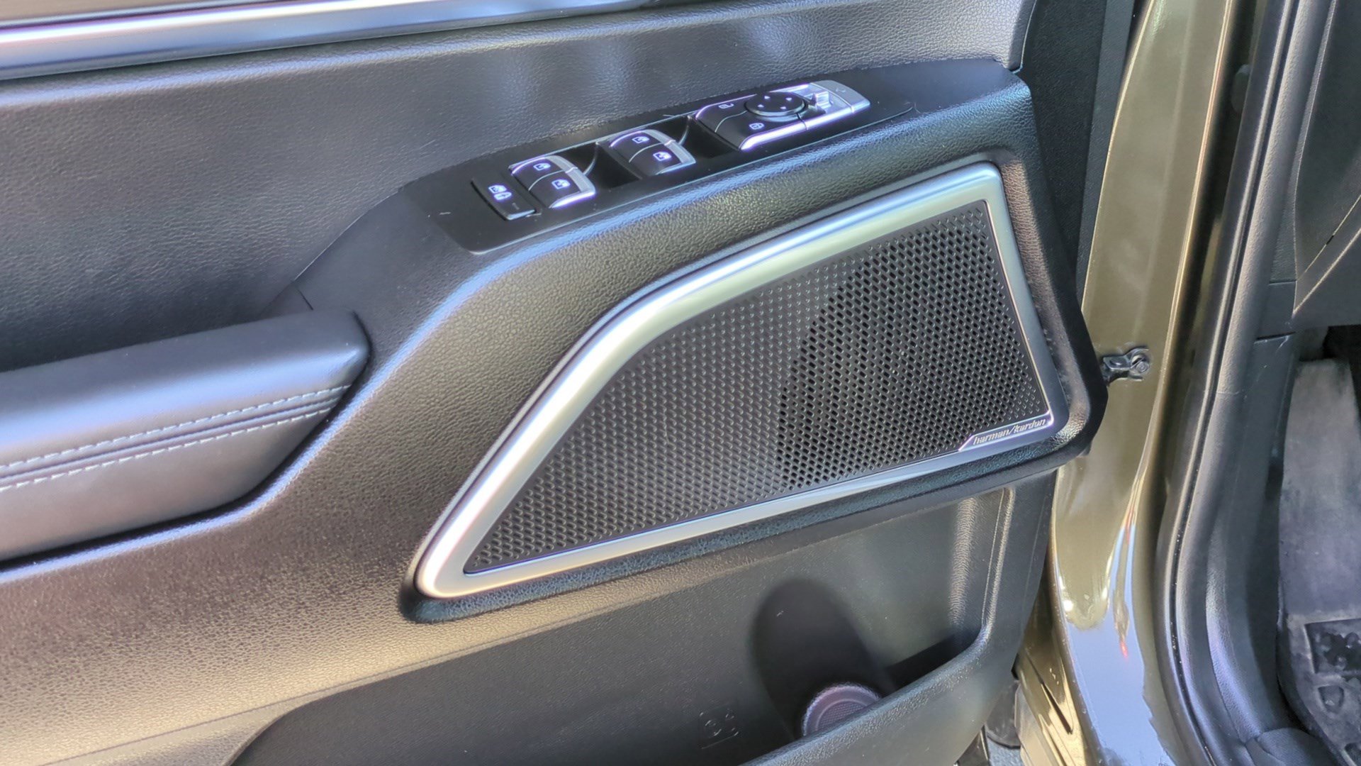 Used 2024 Kia Telluride SX X-Line image 13