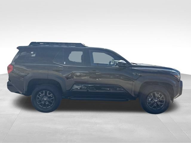 Used 2025 Toyota 4Runner SR5 AWD/4WD image 6