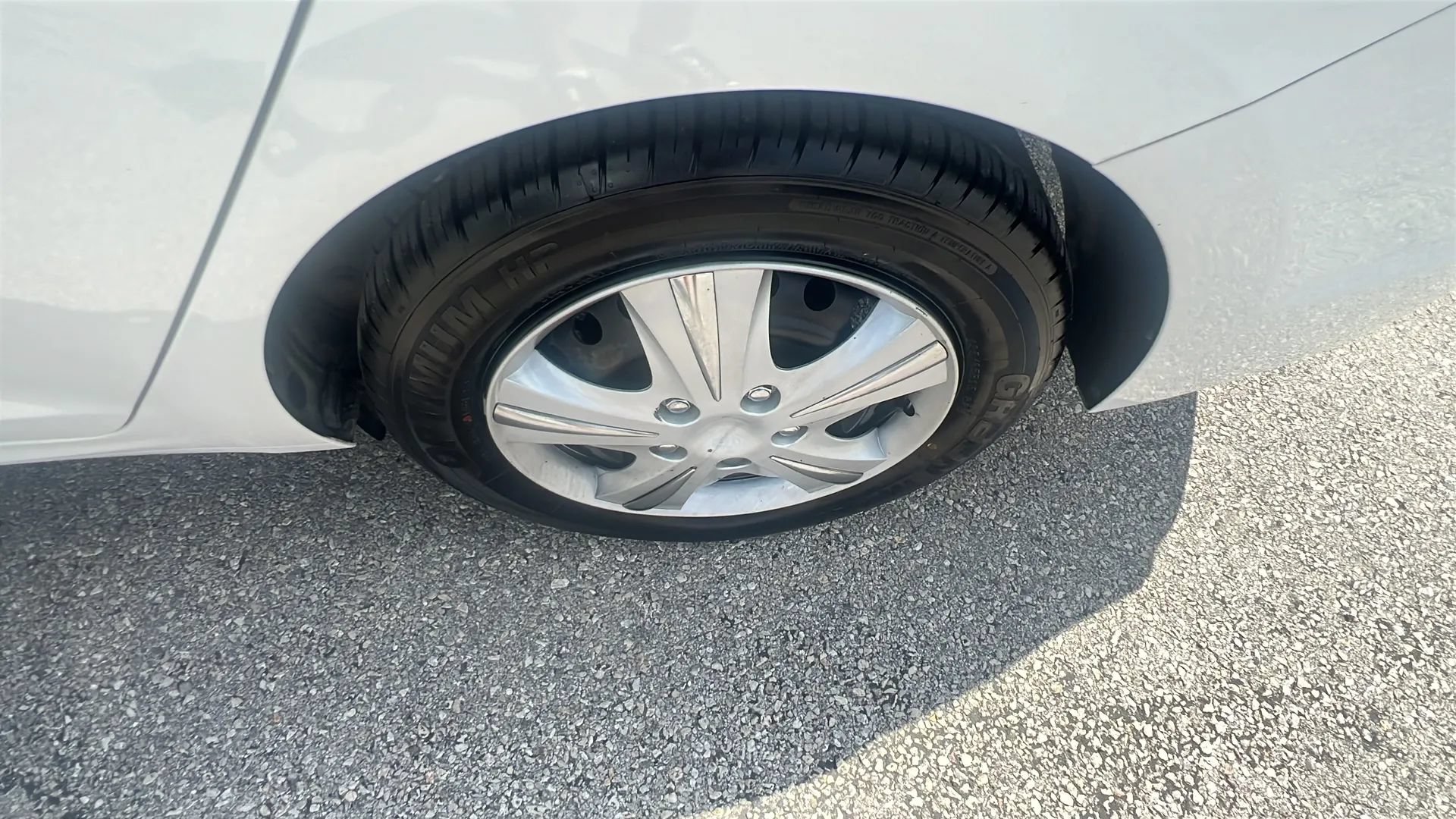 Used 2018 Hyundai Accent SE FWD image 29