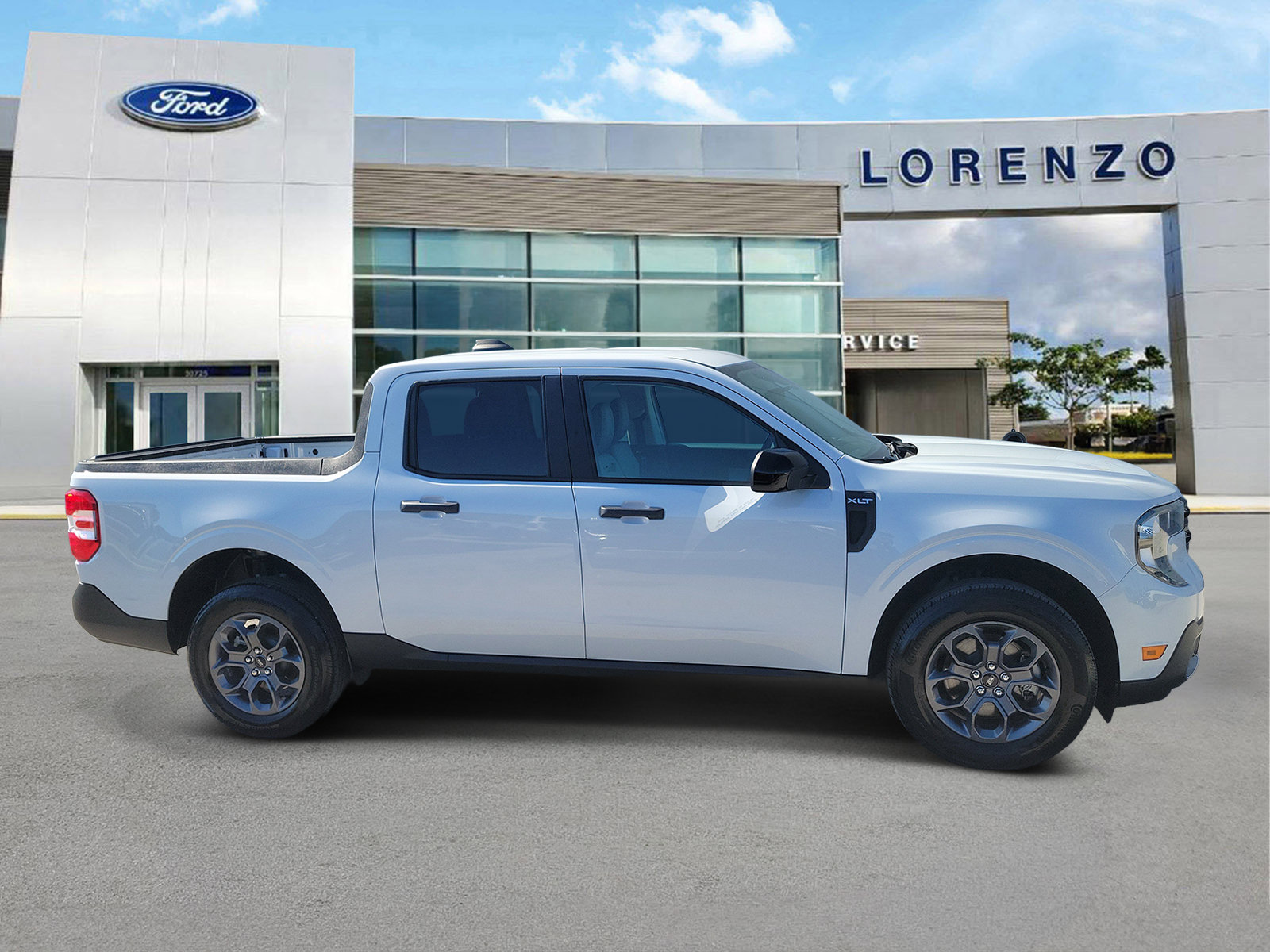 Used 2025 Ford Maverick XLT w/ XLT Luxury Package FWD image 4