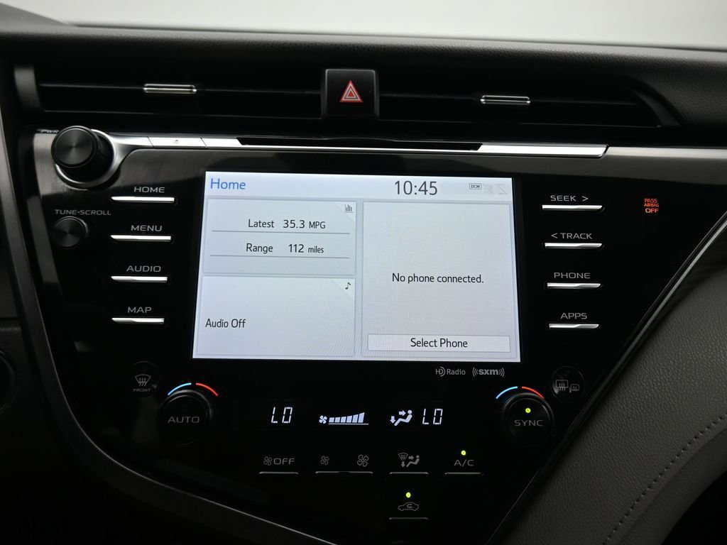 Used 2019 Toyota Camry XLE FWD image 16