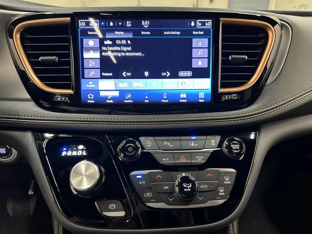 New 2027 Chrysler Pacifica Pinnacle AWD/4WD image 24
