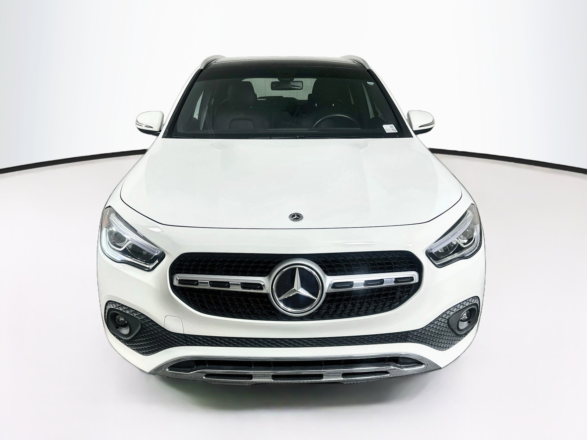 Used 2023 Mercedes-Benz GLA 250 w/ Premium Package image 2