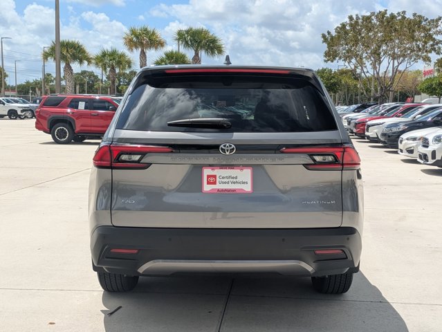 Certified 2025 Toyota Grand Highlander AWD image 6
