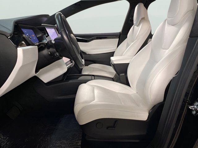 Used 2018 Tesla Model X 75D AWD/4WD image 28