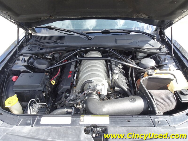 Used 2009 Dodge Challenger SRT8 w/ SRT Option Group II RWD image 29