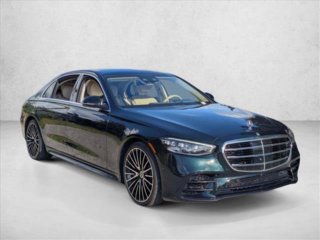 Used 2022 Mercedes-Benz S 580 4MATIC Sedan image 3