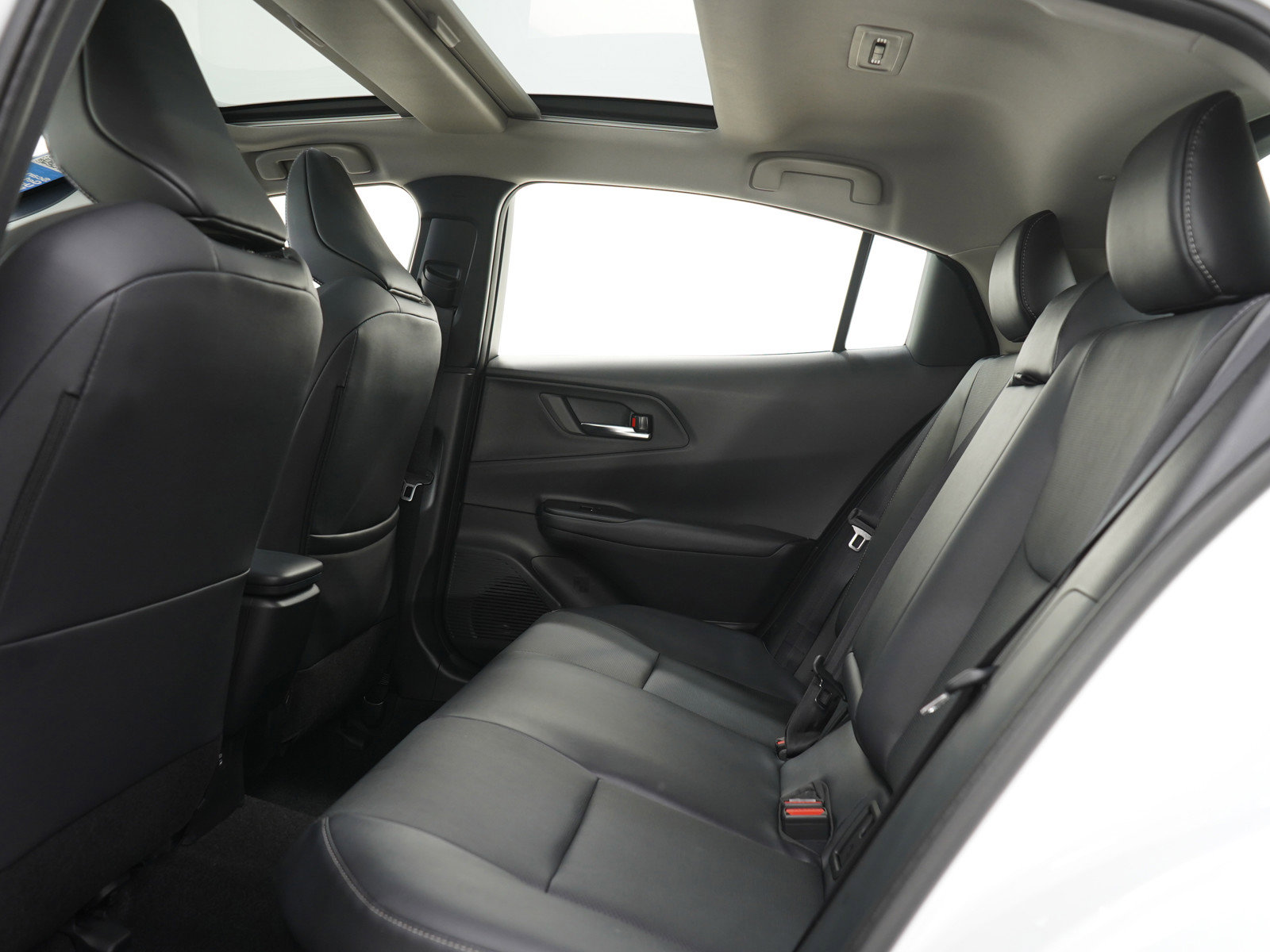 Used 2025 Toyota Prius Nightshade image 19