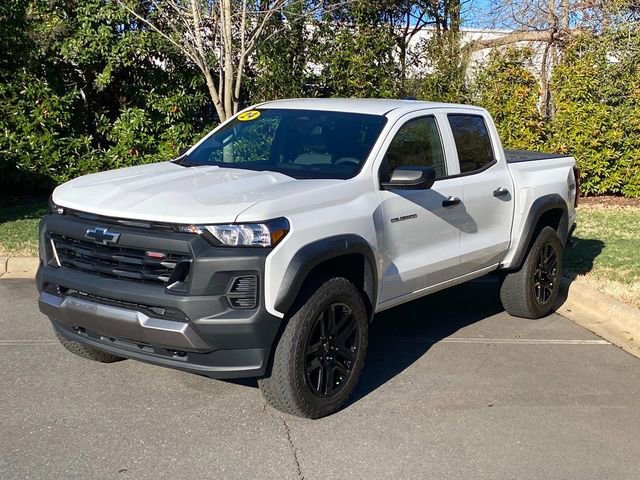 Used 2024 Chevrolet Colorado Trail Boss image 3