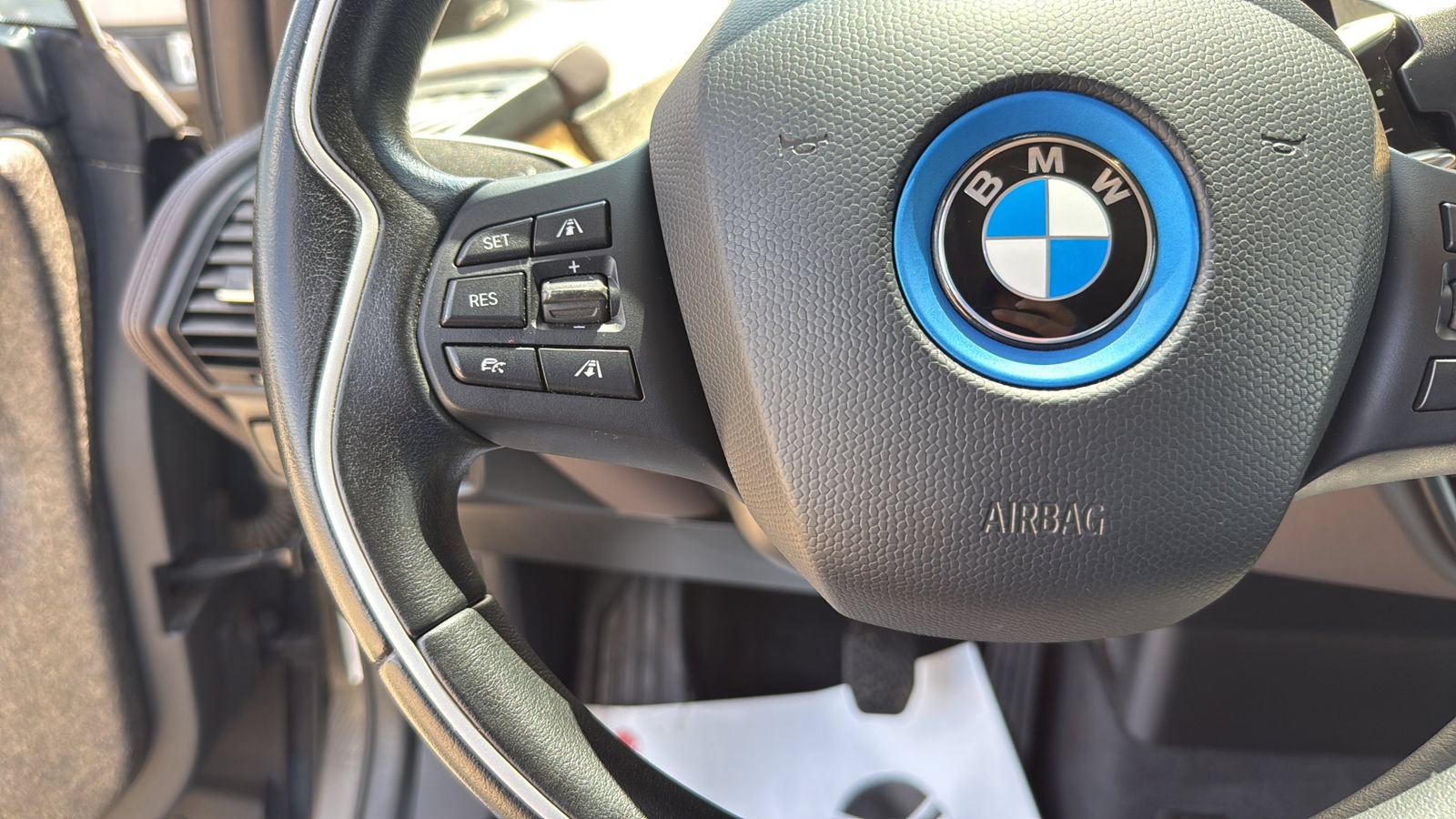 Used 2015 BMW i3 w/ Range Extender RWD image 16