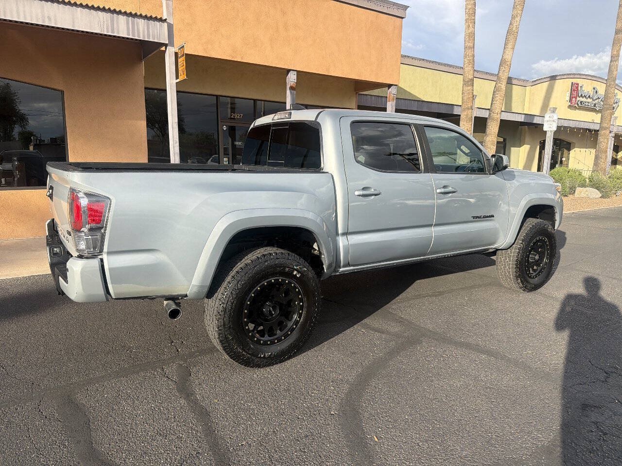 Used 2020 Toyota Tacoma TRD Sport w/ Technology Package RWD image 14