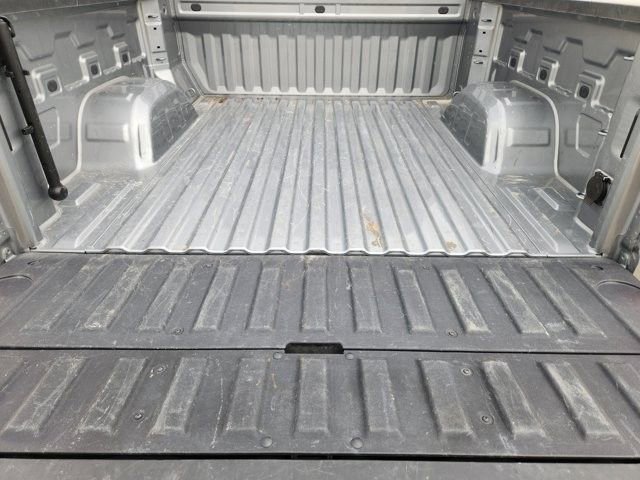 Used 2025 GMC Sierra 1500 SLT AWD/4WD image 32