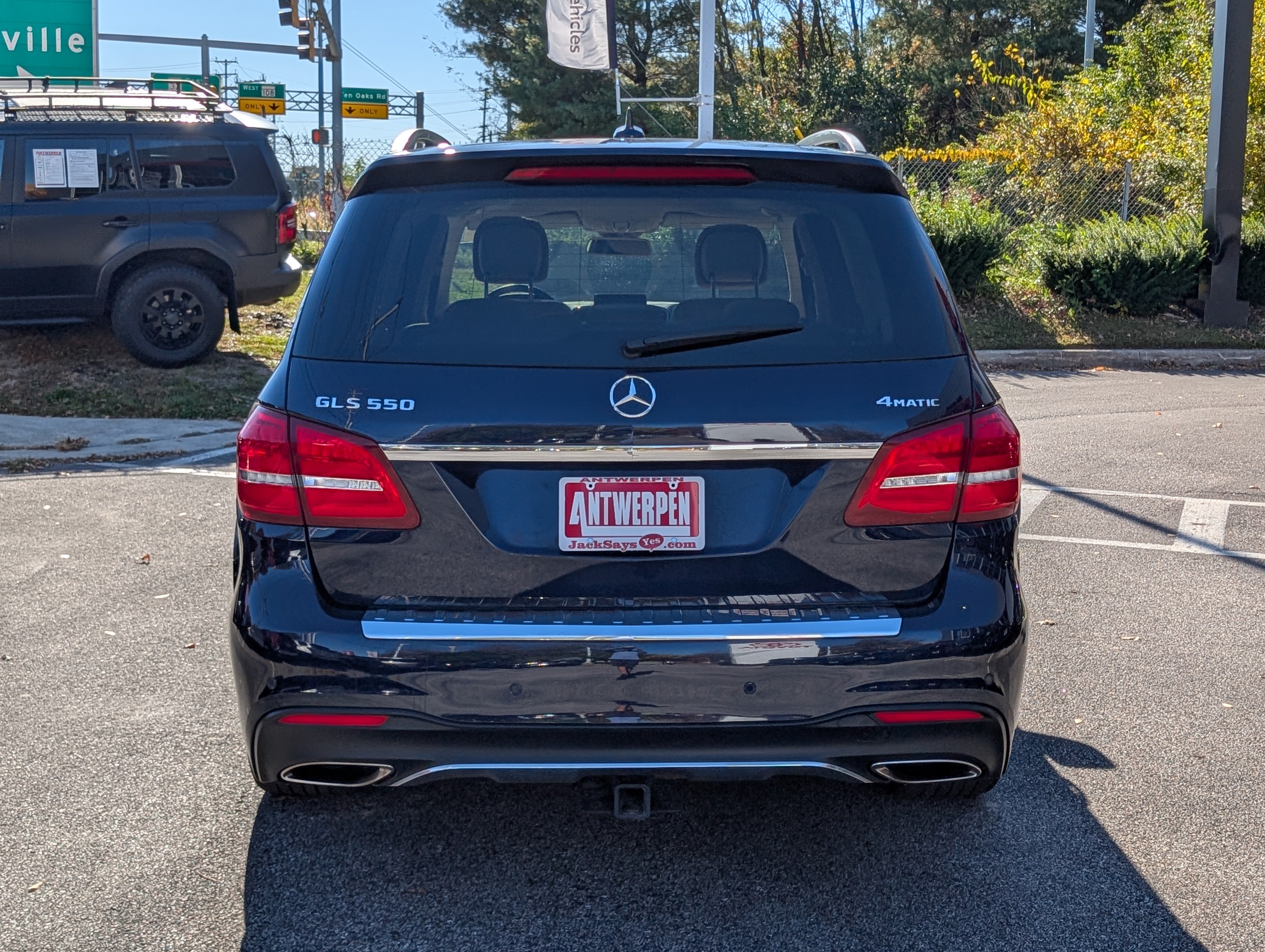 Used 2019 Mercedes-Benz GLS 550 4MATIC image 4