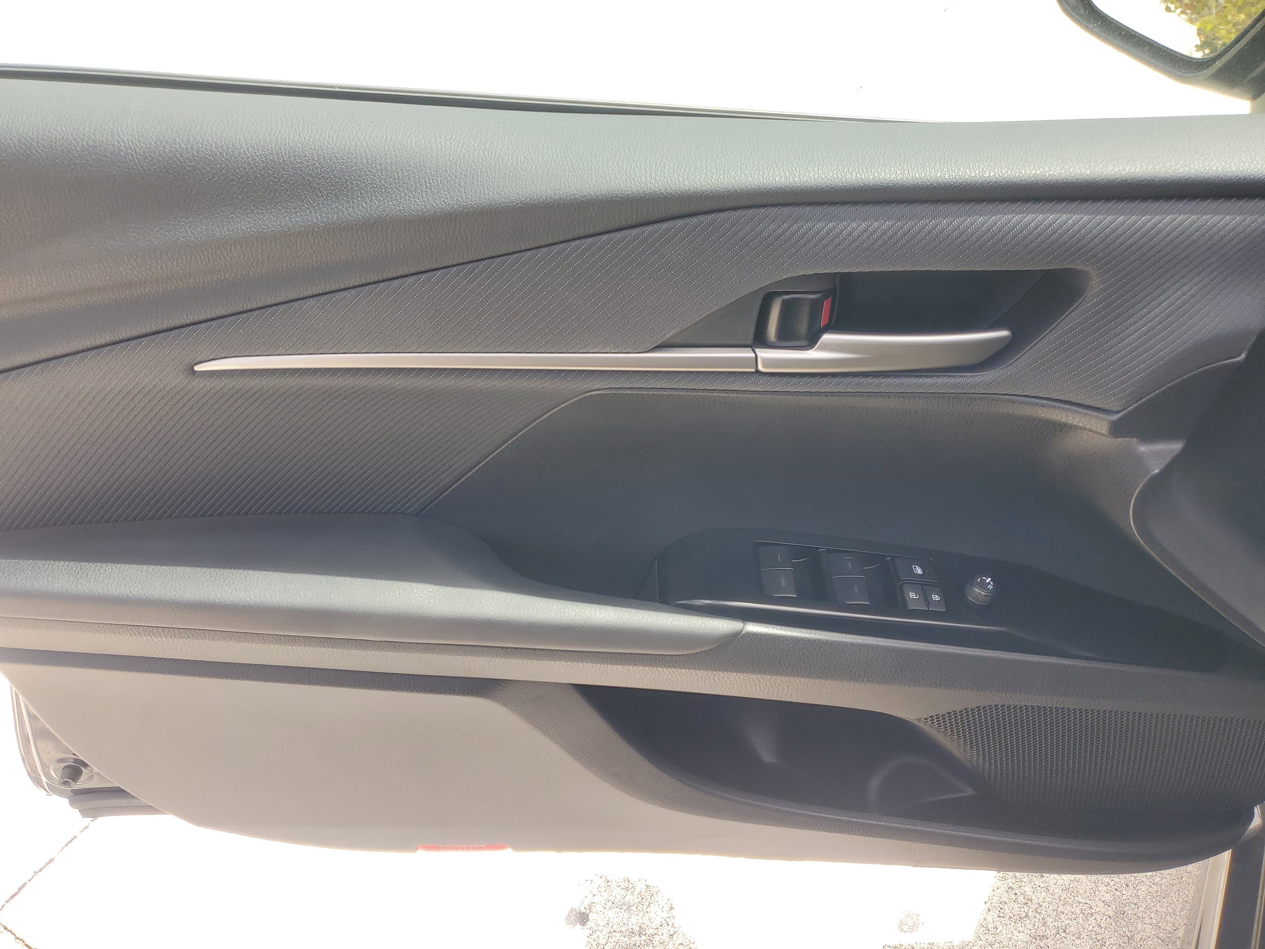 Certified 2025 Toyota Camry SE FWD image 14