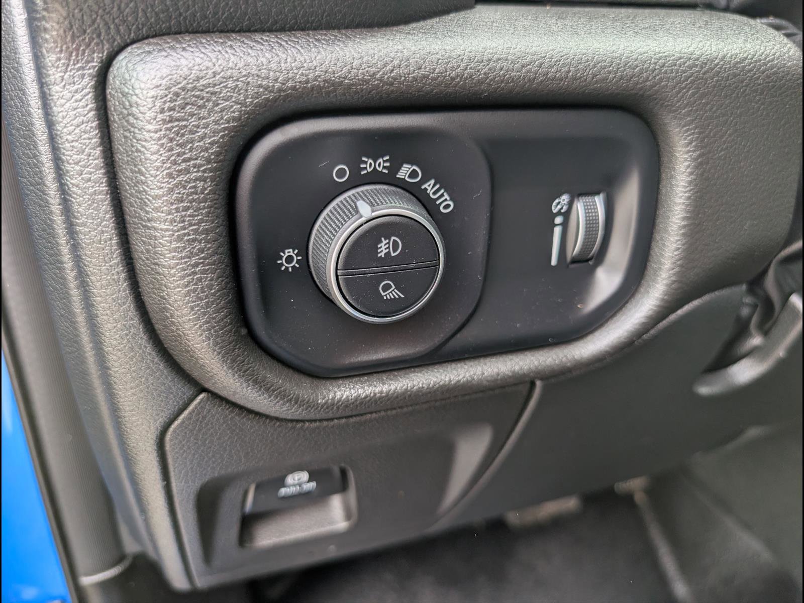 Used 2022 RAM 1500 Big Horn w/ Trailer Tow Group image 16