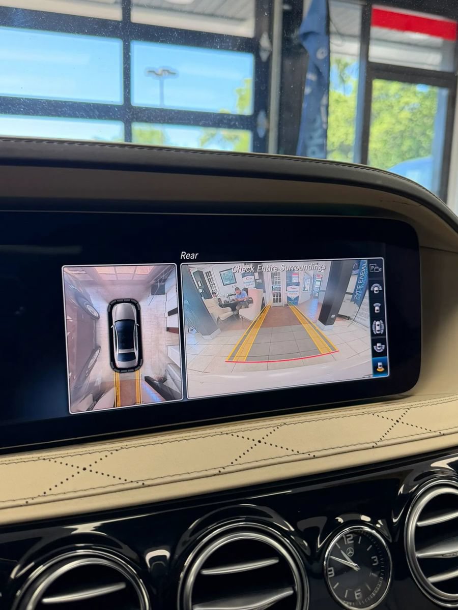 Used 2019 Mercedes-Benz S 560 Sedan image 30