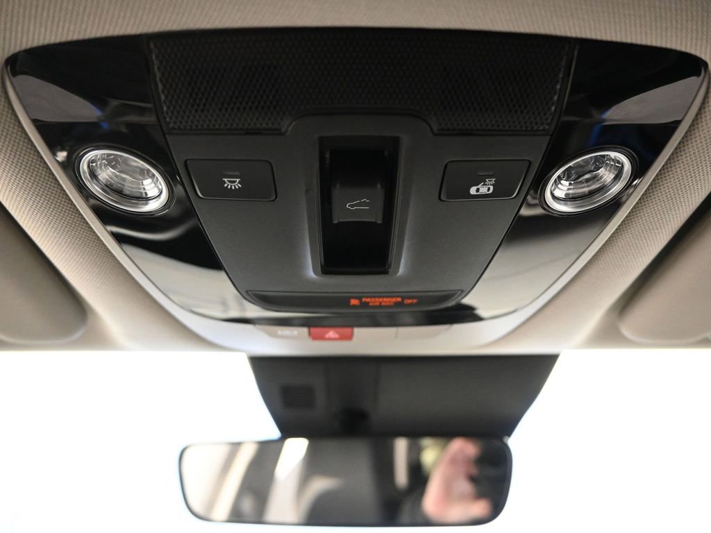 Certified 2026 Kia Sportage EX w/ EX Panorama Roof Package image 35