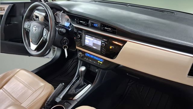 Used 2016 Toyota Corolla LE image 19