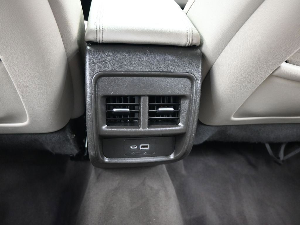 Used 2023 Cadillac XT4 Luxury image 35