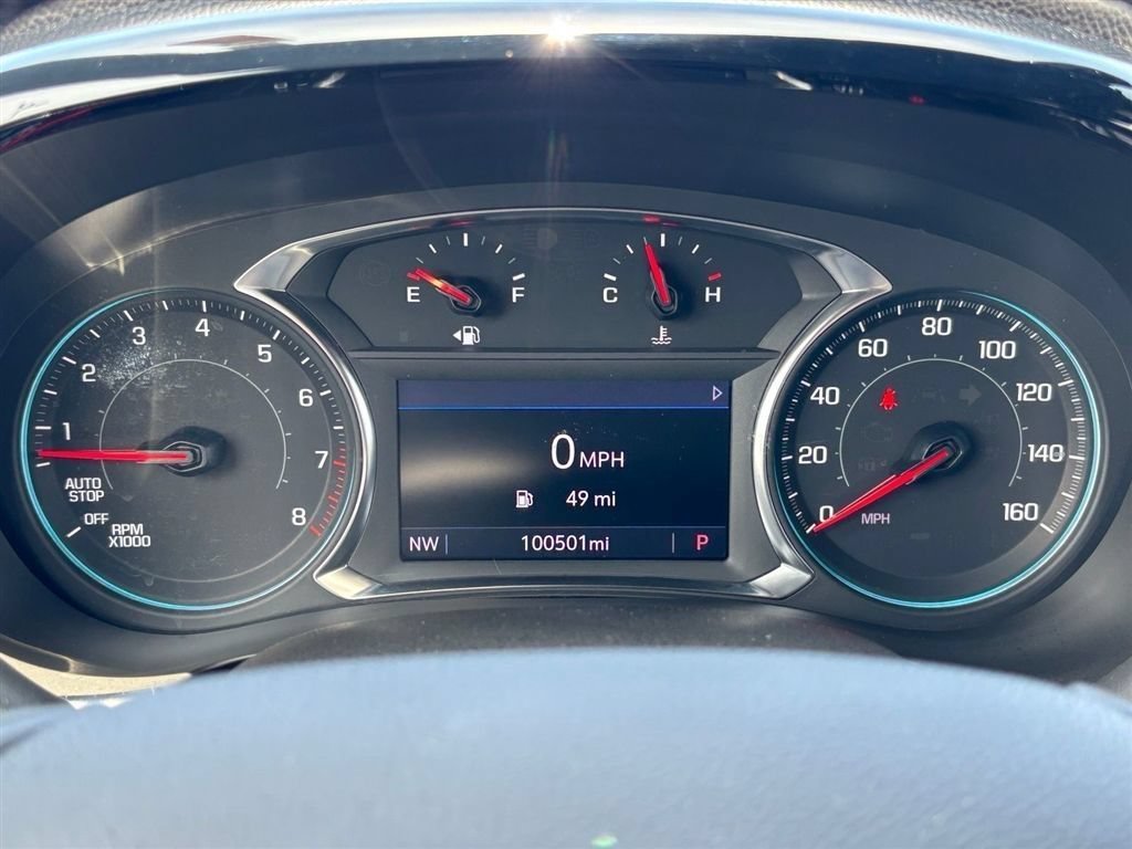 Used 2023 Chevrolet Traverse LT AWD/4WD image 23
