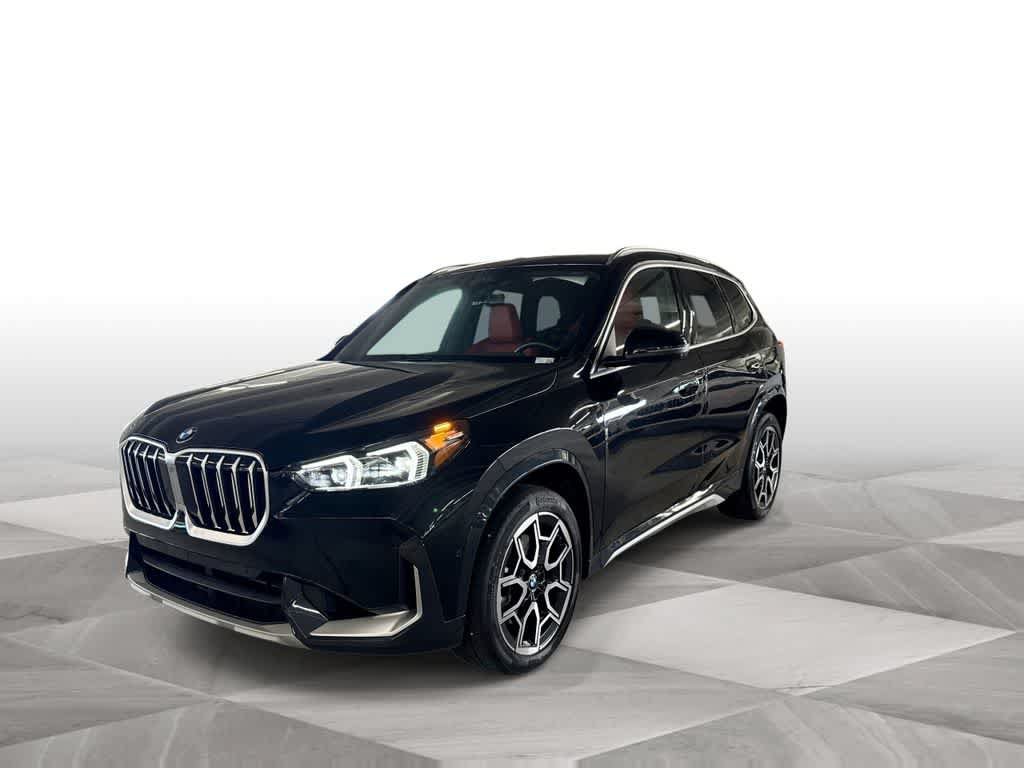 Used 2025 BMW X1 xDrive28i AWD/4WD image 4