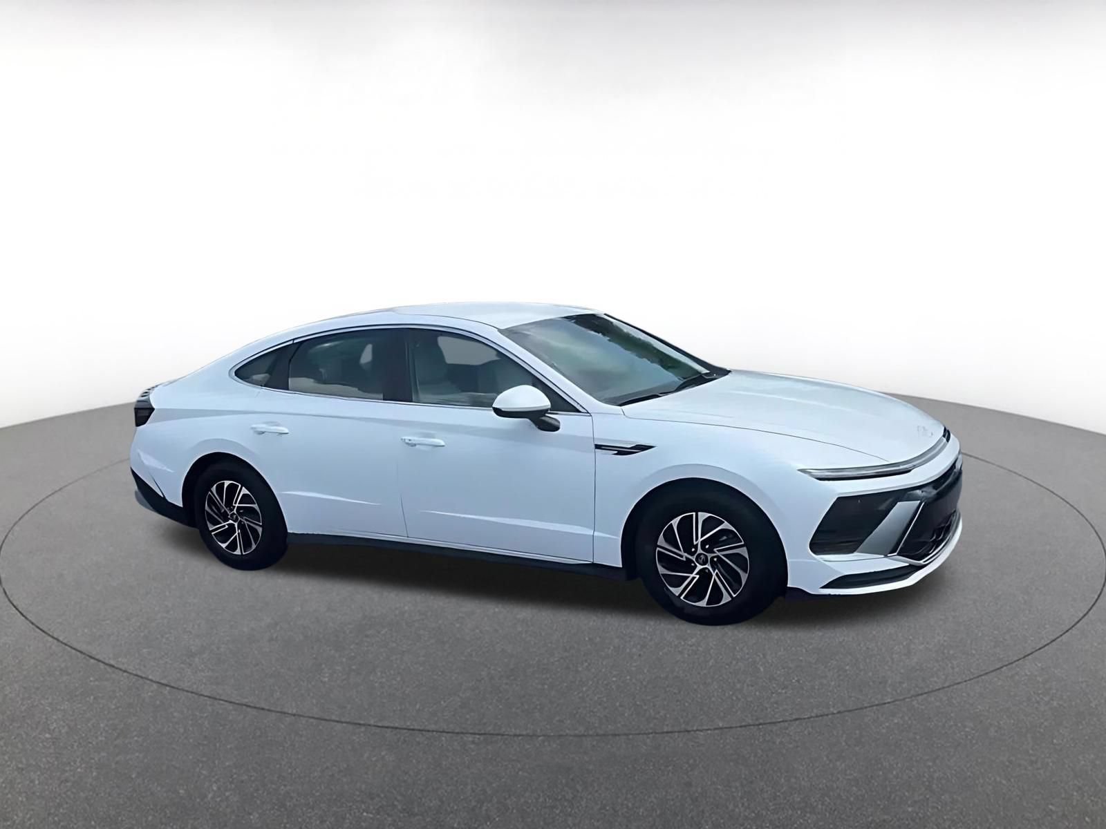 Used 2026 Hyundai Sonata Blue FWD video 2