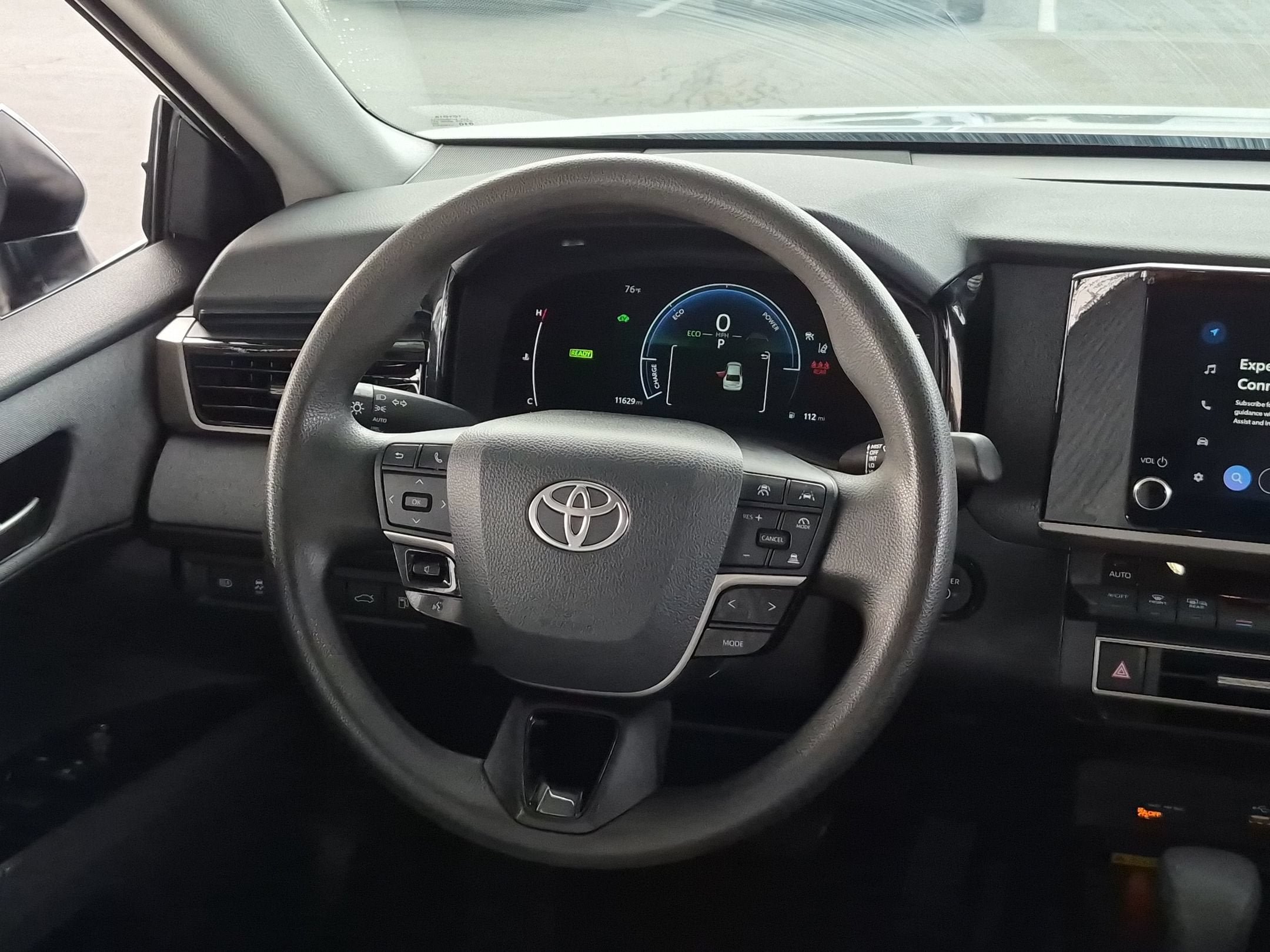 Used 2025 Toyota Camry LE FWD image 11