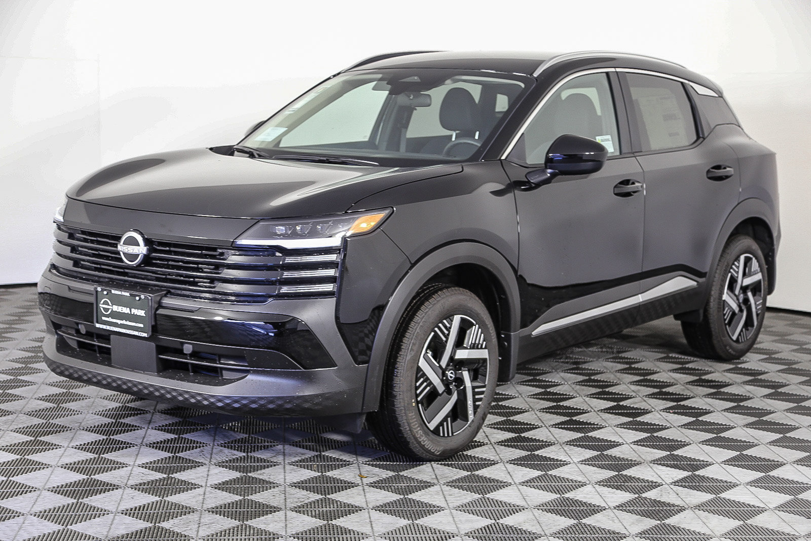 New 2027 Nissan Kicks SV FWD image 5