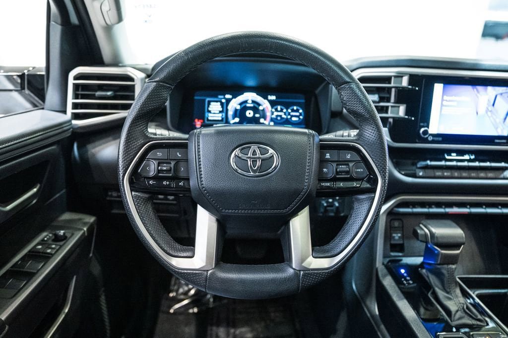 Certified 2023 Toyota Sequoia SR5 AWD/4WD image 16
