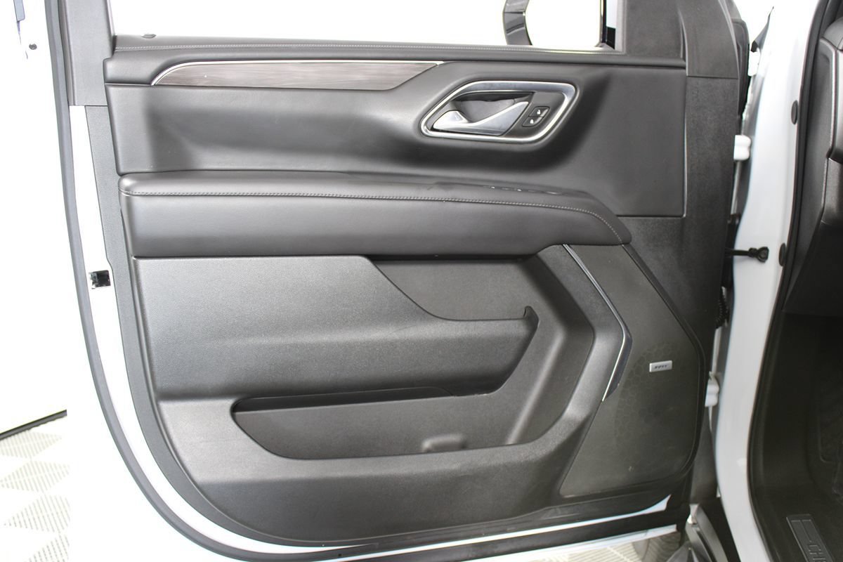 Used 2024 Chevrolet Tahoe LT AWD/4WD image 8