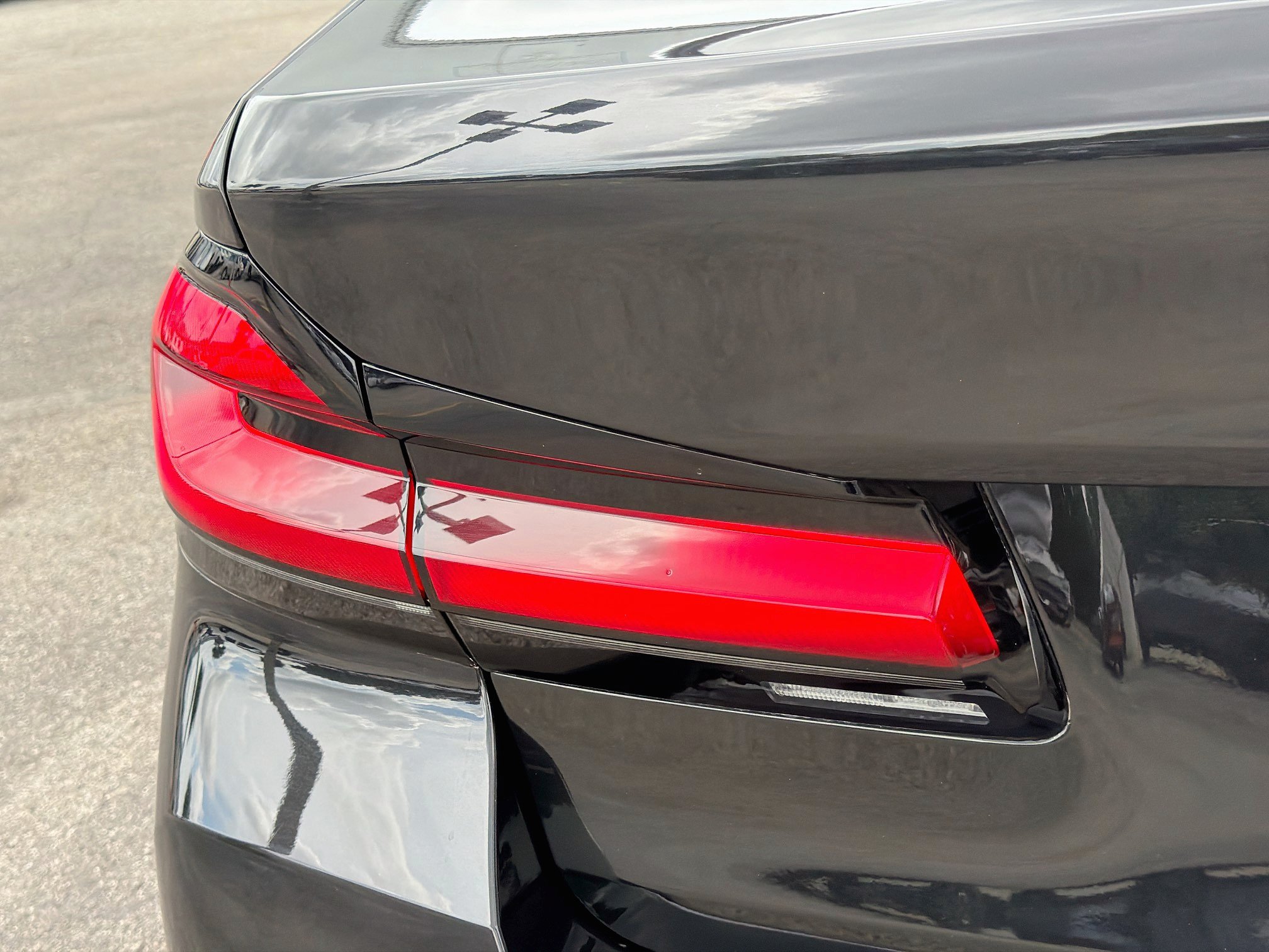 Used 2023 BMW 540i w/ M Sport Package RWD image 9