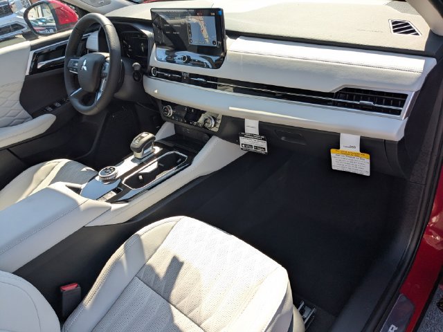 New 2026 Mitsubishi Outlander SEL FWD image 15