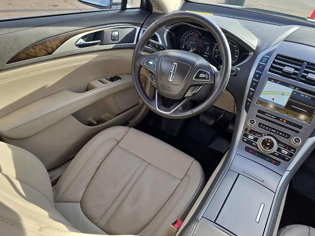 Used 2017 Lincoln MKZ Select w/ Select Plus Package image 30