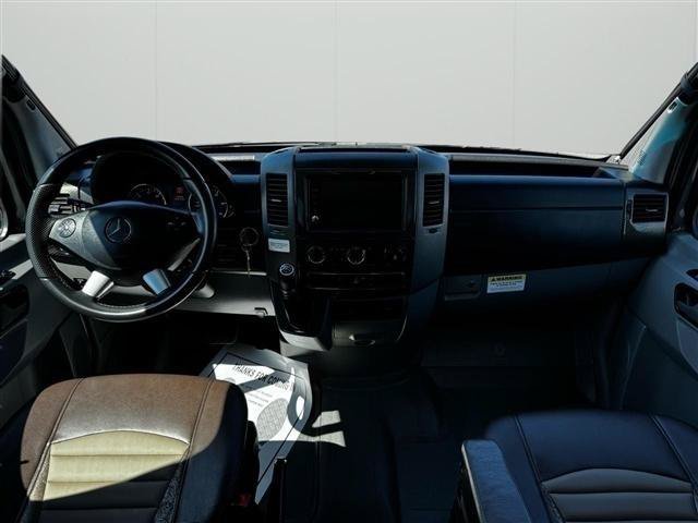 Used 2017 Mercedes-Benz Sprinter 3500 image 39