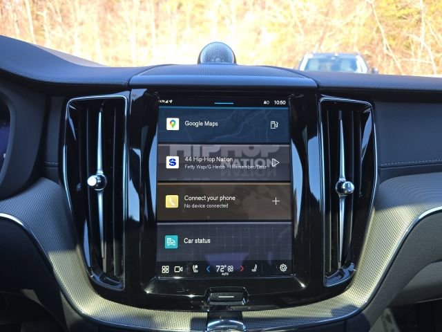 Certified 2025 Volvo XC60 B5 Ultra image 34